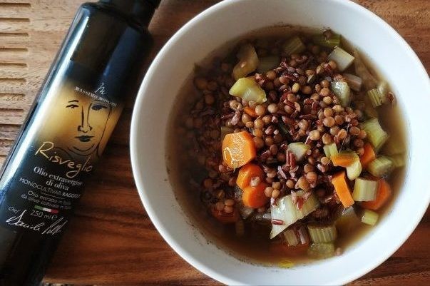 Zuppa di Lenticchie: fotografia della ricetta dall’archivio Emozioneolio